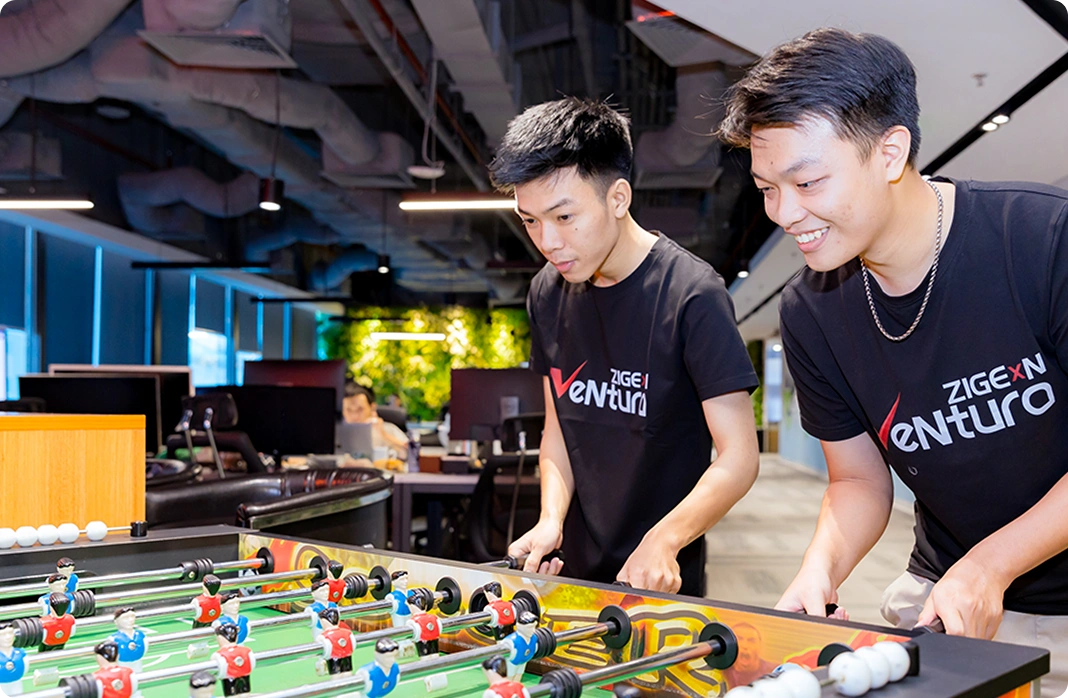 Môi Trường Làm Việc Hybrid Và Lợi Ích Mang Lại Đối Với Junior Developers